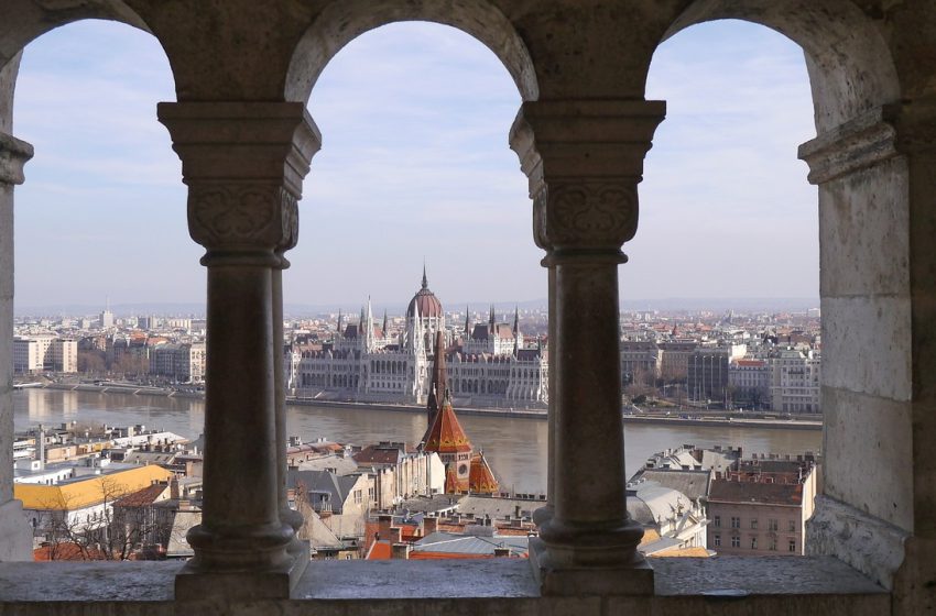  Budimpešta, kraljica Dunava