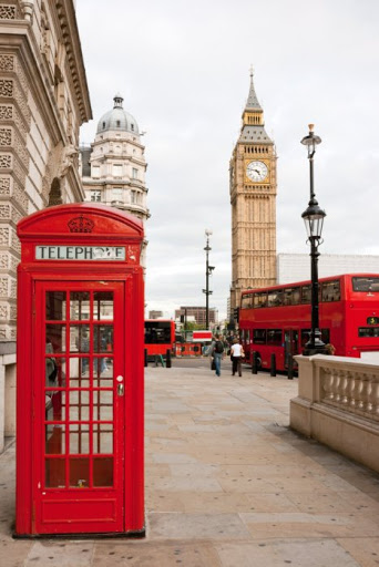 red-telephone-box-double-decker-bus-and-big-ben-london-uk