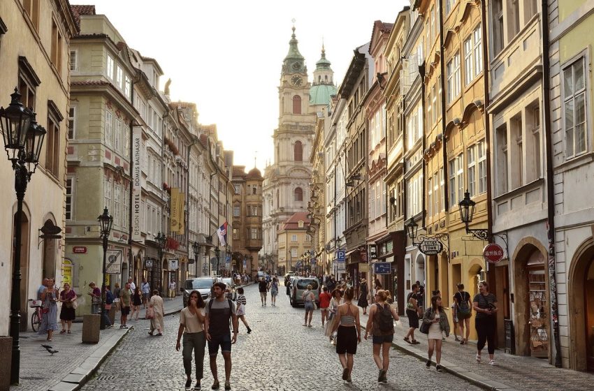  Prag – Grad hiljadu tornjeva