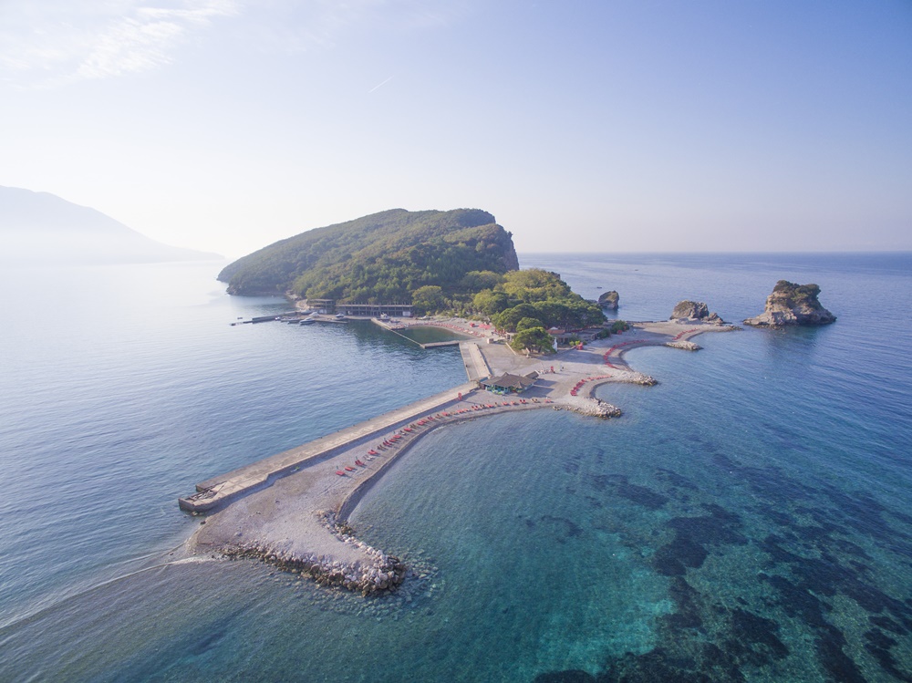  Skriveni biseri crnogorske obale: Nove kategorije i vrste crnogorskih plaža