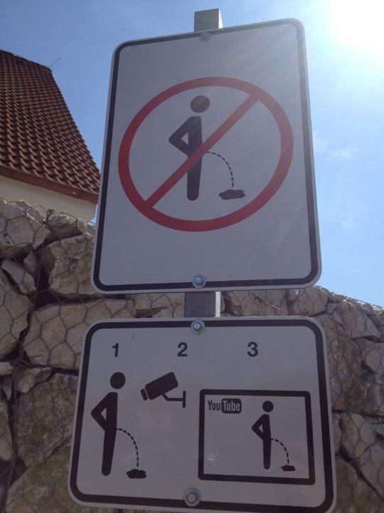  Ukoliko budete urinirali na javnom mestu u Češkoj, ovako ćete biti kažnjeni!