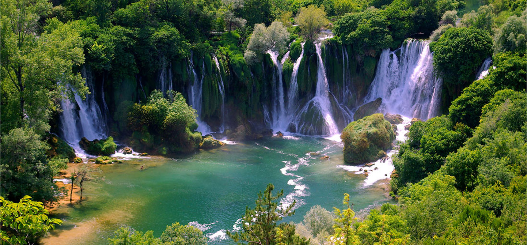  Vodopad Kravica na listi 15 najspektakularnijih kupališta na svijetu