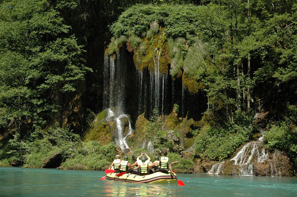 Rafting na Tari u Bosni i Hercegovini