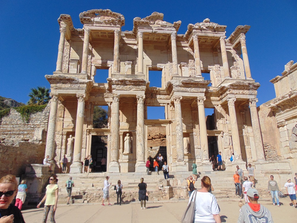  Ephesus – The ancient pearl