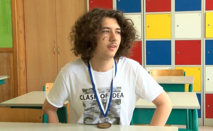  Sarajevski srednjoškolac osvojio zlato na 9. evropskom matematičkom kupu