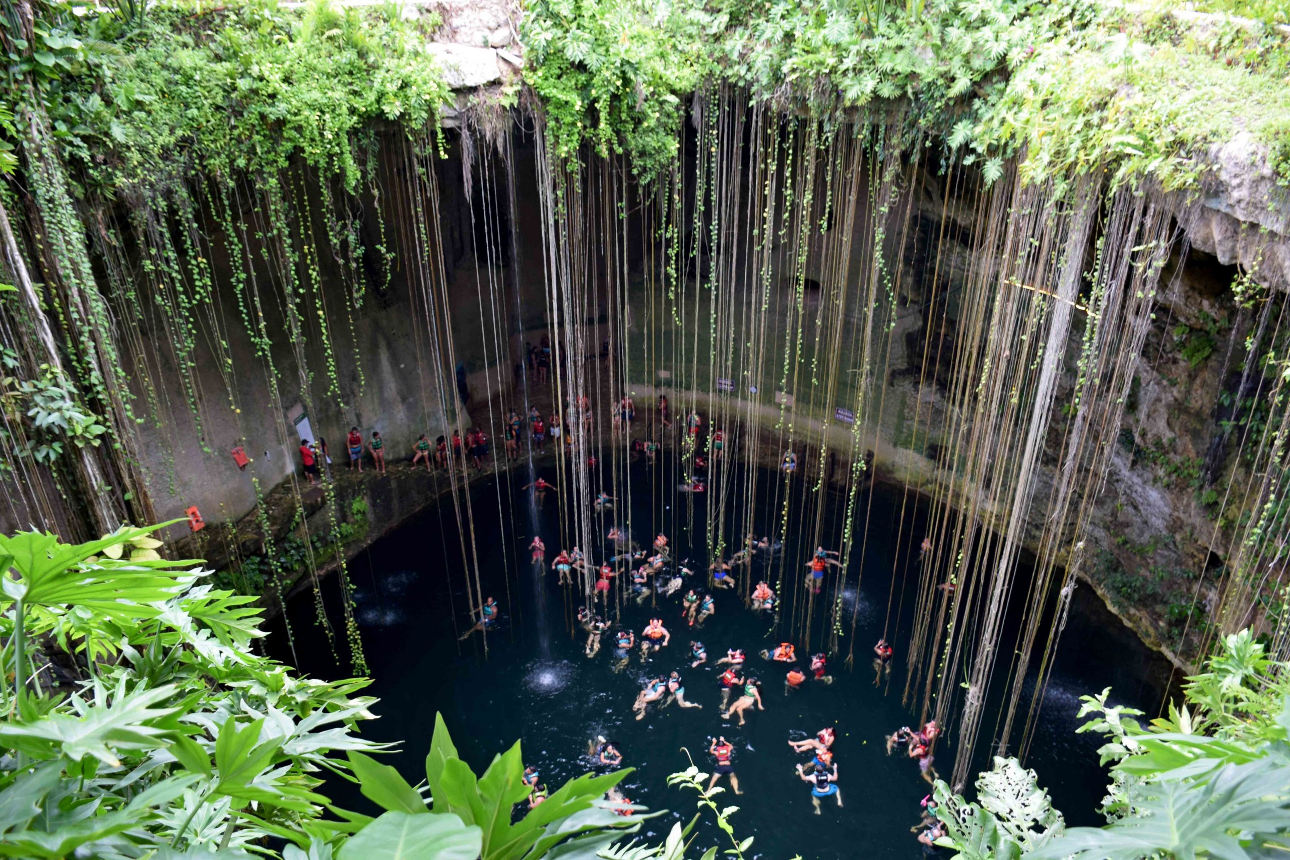  Senote – jedinstvena krečnjačka, podzemna jezera Jukatana