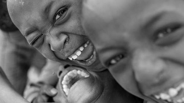  Epidemija smijeha u Tanzaniji