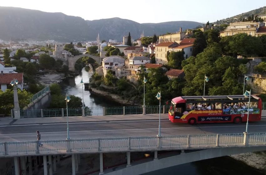  Cabrio bus – panoramski autobus je nova atrakcija Mostara