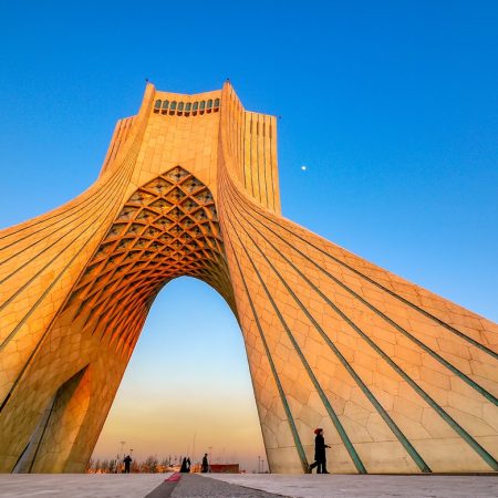 Teheran-Pixabay-lillolillolillo